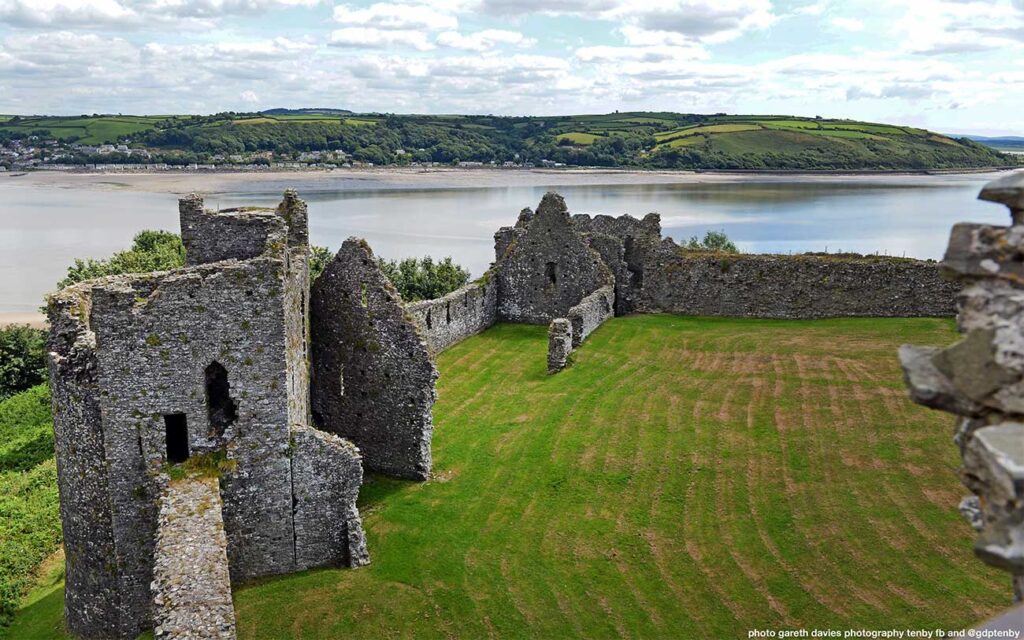 Llansteffan Castle to Ferryside